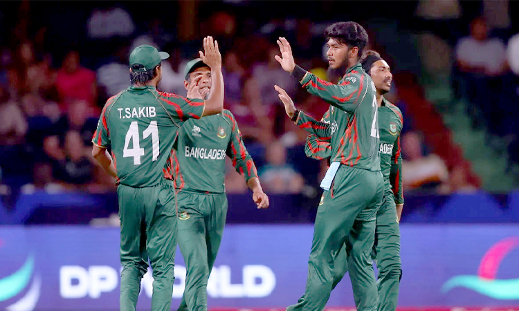 বাংলাদেশকে ১১৬ রানের লক্ষ্য দিলো আফগানিস্তান