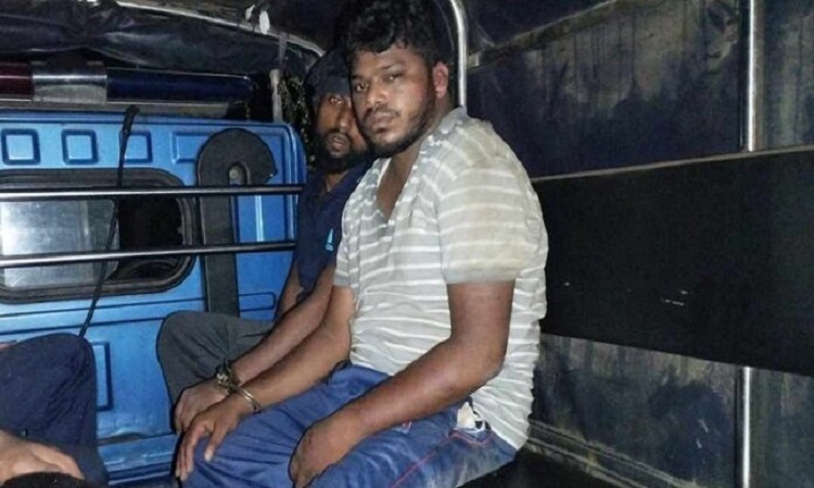 জাবি শিক্ষার্থীকে ধর্ষণচেষ্টার অভিযোগে দুই বহিরাগত গ্রেফতার
