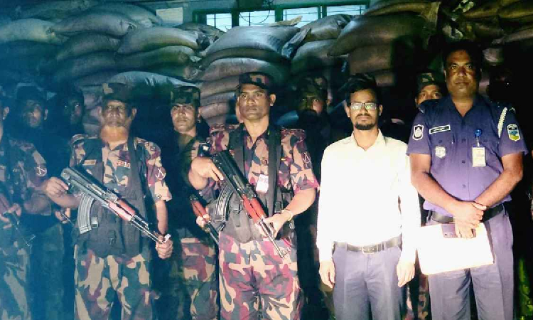 নেত্রকোণায় ২ কোটি টাকার ভারতীয় চিনি জব্দ