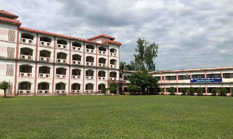 ভালুকায় ১০ শিক্ষার্থী বহিষ্কার, শিক্ষককে অব্যাহতি