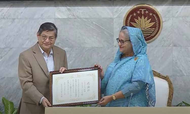 জাপানের দেয়া অ্যাপ্রিসিয়েশন সার্টিফিকেট প্রধানমন্ত্রীর কাছে হস্তান্তর