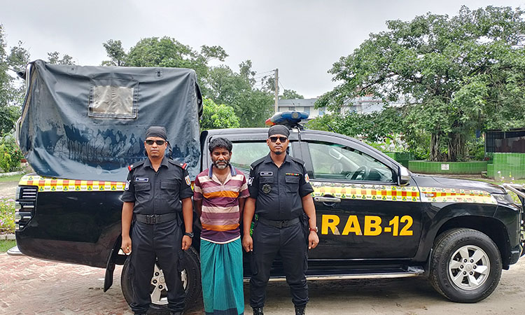 কুষ্টিয়ায় ১৬ বছর পর দণ্ডপ্রাপ্ত পলাতক আসামি গ্রেফতার