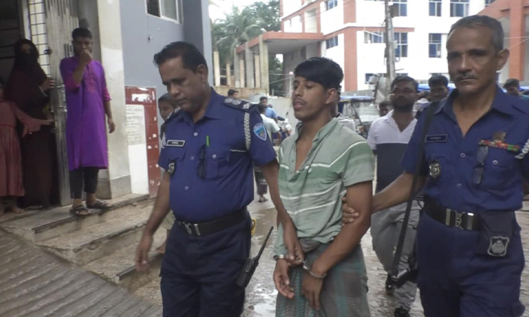 লক্ষ্মীপুরে গৃহবধূকে শ্বাসরোধে হত্যার অভিযোগ, স্বামী আটক