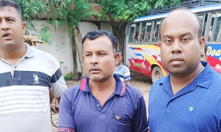 দৌলতপুরে চোর সন্দেহে যুবককে পিটিয়ে হত্যা: গ্রেফতার ৩