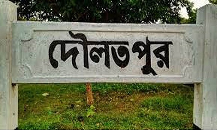 দৌলতপুরে ৮ম শ্রেণির ছাত্রকে বলাৎকার, অভিযুক্ত শিক্ষক পলাতক