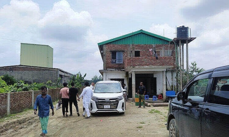 বেলাবতে অনুমোদনহীন কারখানায় বিস্ফোরণে দগ্ধ ৬, কী হচ্ছিল ভেতরে?