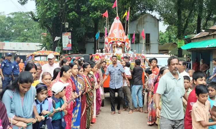 দুর্গাপুরে জগন্নাথ দেবের রথযাত্রা পালিত