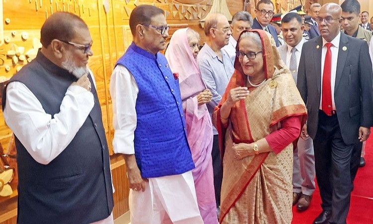 চীনের উদ্দেশে ঢাকা ছাড়লেন প্রধানমন্ত্রী
