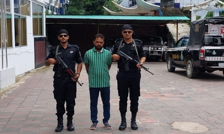 বন্ধুর হাতে বন্ধু খুন, নেপথ্যে প্রেমিকার আপত্তিকর ভিডিও