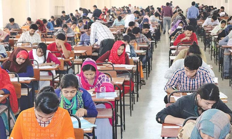 ১৮তম শিক্ষক নিবন্ধন পরীক্ষায় বসলো আড়াই লাখ চাকরিপ্রার্থী
