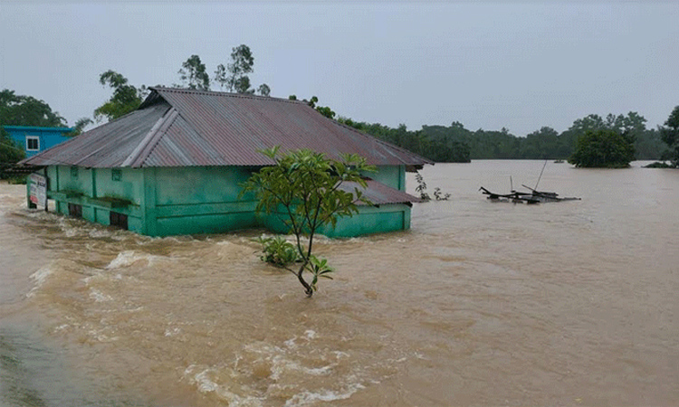 সিলেটে বন্যায় পর্যটন খাতে প্রায় ৫০০ কোটি টাকার ক্ষতি