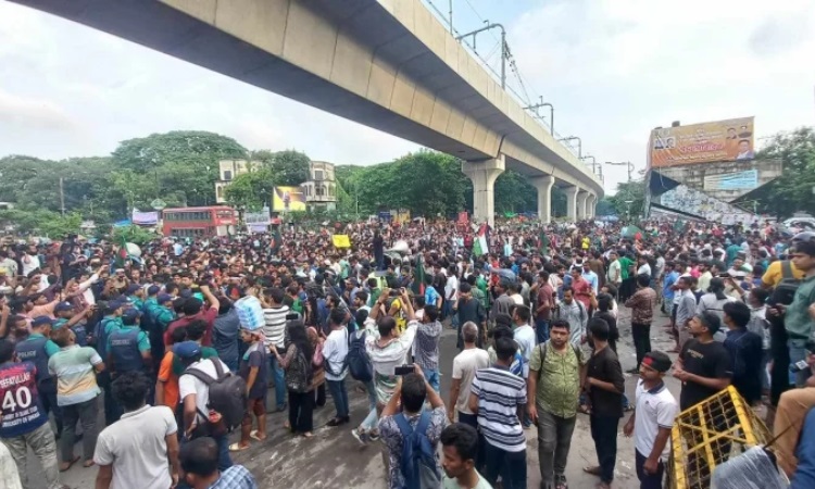 নতুন কর্মসূচি দিয়ে শাহবাগ ছেড়েছে কোটাবিরোধী আন্দোলনকারীরা