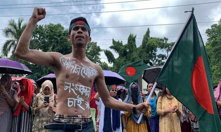 কোটাবিরোধী আন্দোলনের পরবর্তী কর্মসূচি ঘোষণা সন্ধ্যায়