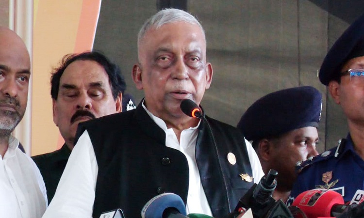 কোটাবিরোধী আন্দোলনকারীদের আদালতে কথা বলার আহ্বান স্বরাষ্ট্রমন্ত্রীর