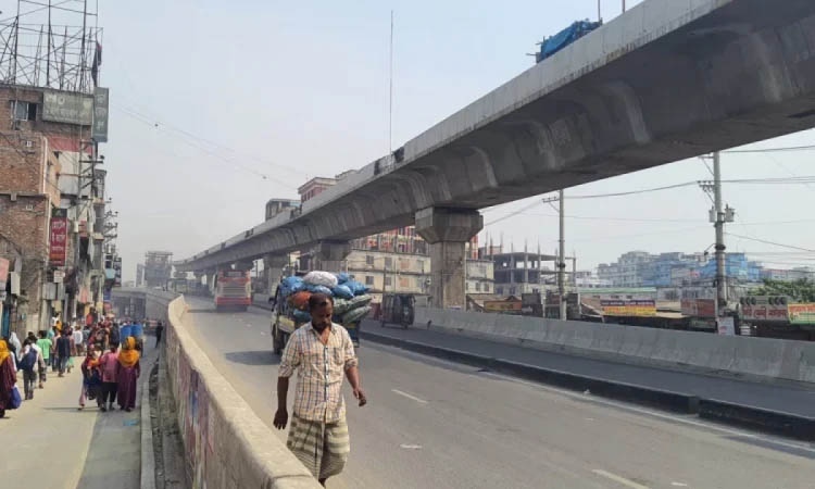বায়ুদূষিত শহরের শীর্ষে কায়রো, মাঝারি অবস্থায় ঢাকা