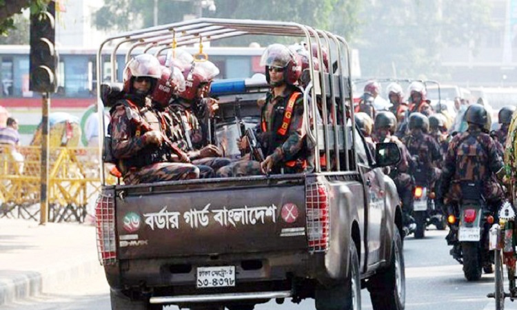 বরিশালে ৪ প্লাটুন বিজিবি মোতায়েন