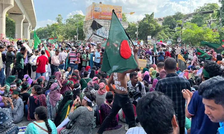 আলোচনার পথ খোলা রেখে আন্দোলনকারীদের কর্মসূচি ঘোষণা