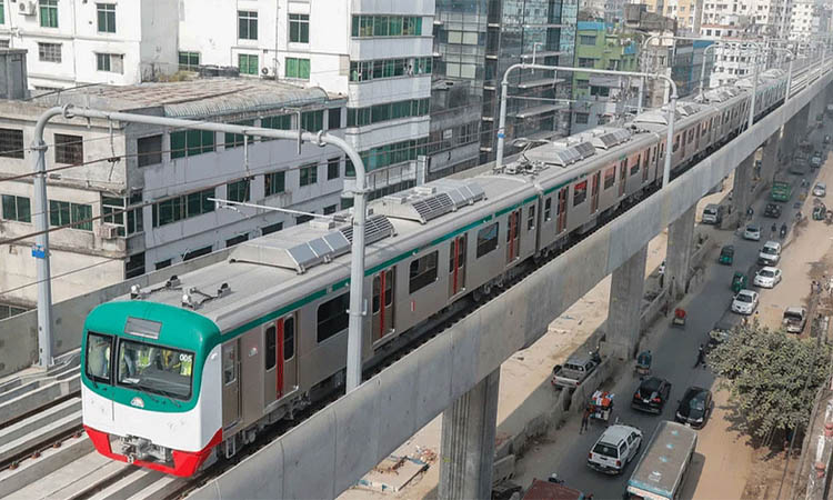 নিরাপত্তা শঙ্কায় মেট্রোরেল আং‌শিক বন্ধ