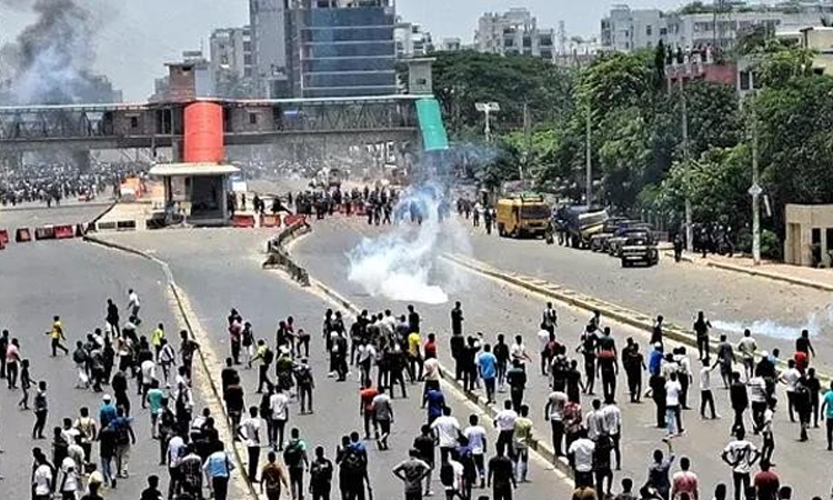 কোটাবিরোধী আন্দোলন, উত্তরা-বাড্ডায় সংঘর্ষে নিহত তিন