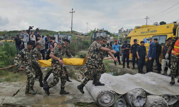 নেপালে উড্ডয়নের সময় বিমান বিধ্বস্ত, নিহত ১৮
