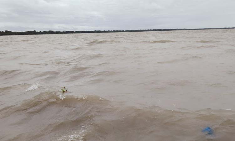 বিপৎসীমার ওপরে বরিশালে ১০ নদীর পানি, নিম্নাঞ্চল প্লাবিত