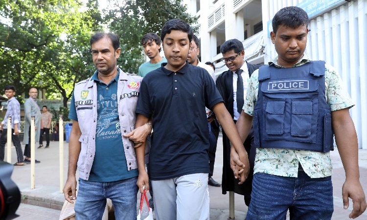 ১৭ বছরের সেই শিক্ষার্থীর রিমান্ড বাতিল