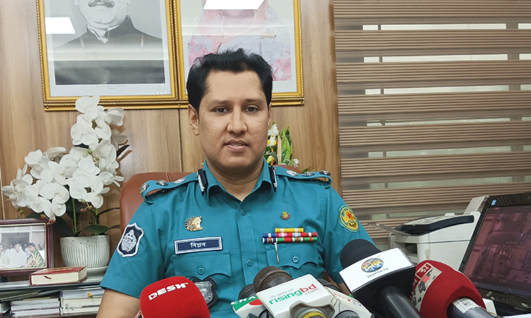 ঢাকায় সহিংসতা ও হতাহতের ঘটনায় পুলিশের ৫৩ হত্যা মামলা