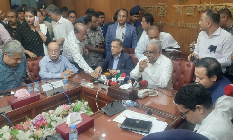 বুধবার থেকে ১৩ ঘণ্টা কারফিউ শিথিল