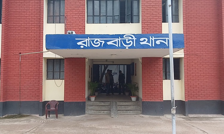 শিশু ধর্ষণের অভিযোগে কিশোর গ্রেফতার