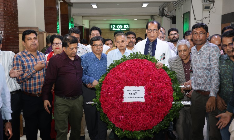 শেখ হাসিনা ক্ষমতায় না থাকলে অস্তিত্ব সংকটে পড়বে বাংলাদেশ: উপাচার্য