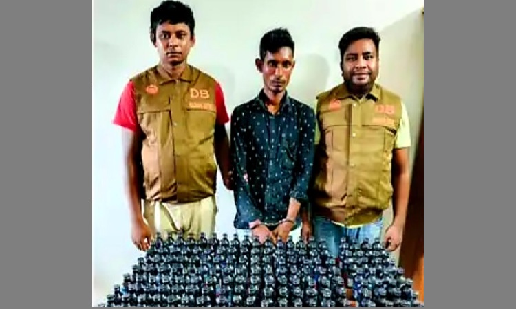 রাজশাহীর বাঘায় ২৬০ বোতল ফেনসিডিলসহ গ্রেফতার ১