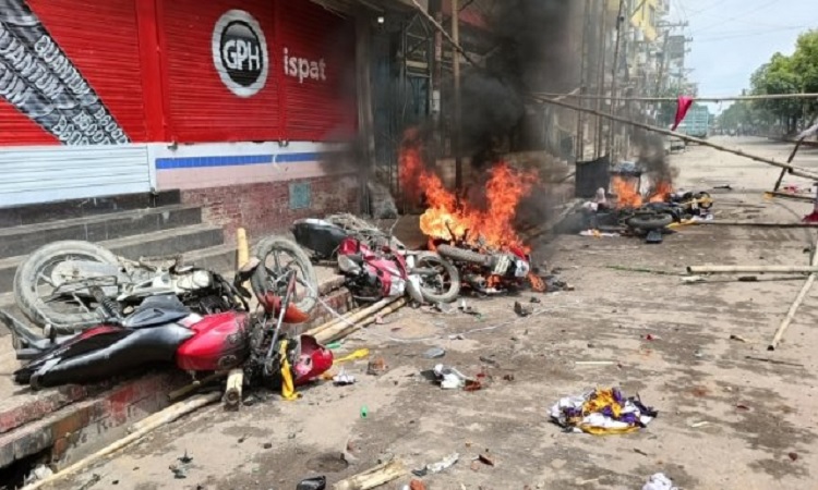 মুন্সীগঞ্জে ত্রিমুখী সংঘর্ষ, নিহত ২