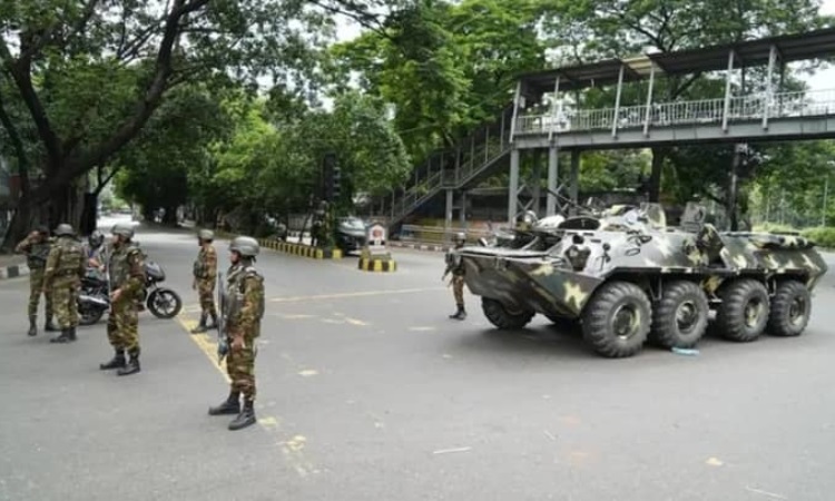 সন্ধ্যা ৬টা থেকে অনির্দিষ্টকালের জন্য কারফিউ
