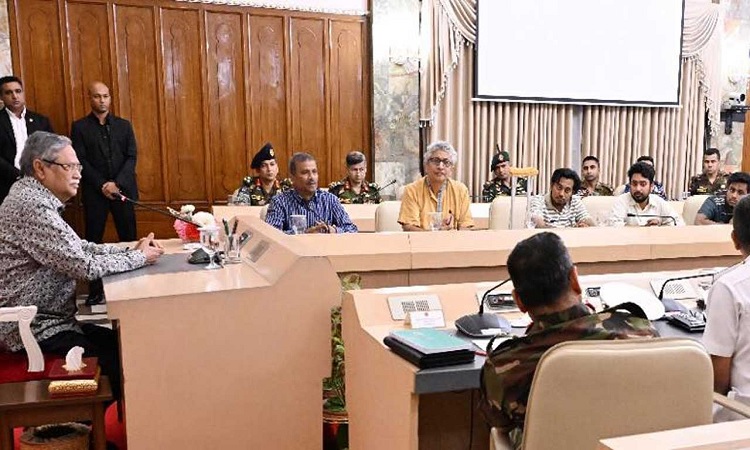 উপদেষ্টামণ্ডলীর অন্য সদস্য দলগুলোর সঙ্গে আলোচনা করে চূড়ান্ত
