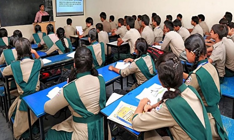 একাদশ শ্রেণির ক্লাস শুরু হচ্ছে আজ