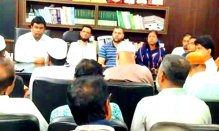 হিলিতে বিভিন্ন রাজনৈতিক দলের সাথে প্রশাসনের মতবিনিময়