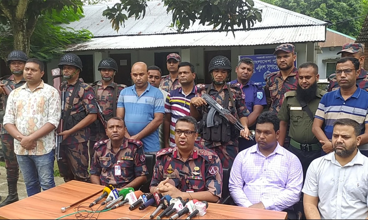 হাকিমপুর থানায় পুলিশের পাশাপাশি কাজ করবে বিজিবি