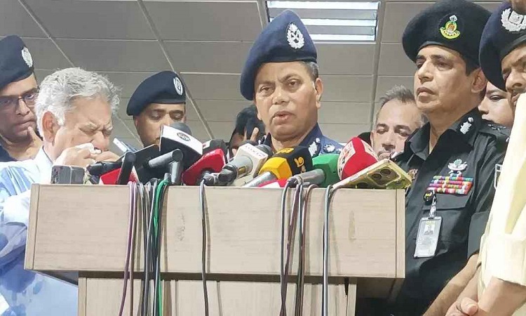 আন্দোলনে ৪২ পুলিশ সদস্য নিহত হয়েছেন: আইজিপি
