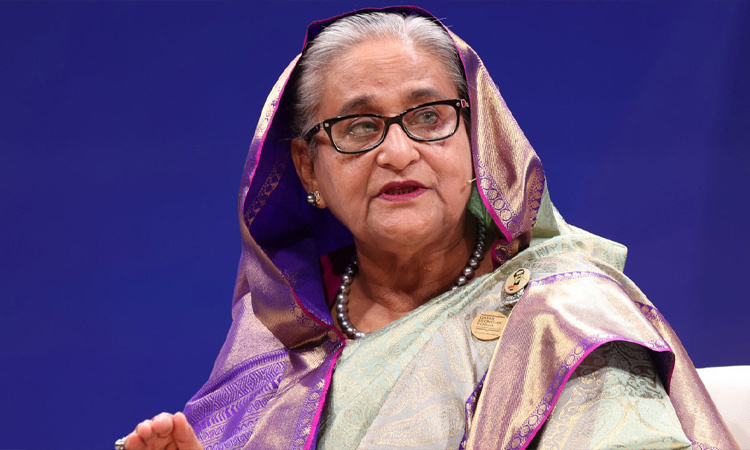লাশের মিছিল যাতে দেখতে না হয়, সেজন্য পদত্যাগ করেছি: শেখ হাসিনা