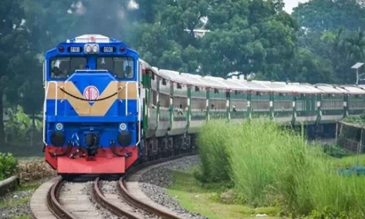 ট্রেনের অগ্রিম টিকিট বিক্রি শুরু আজ