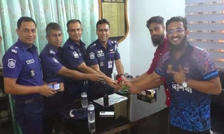 গাইবান্ধা থানার পুলিশি কার্যক্রম শুরু