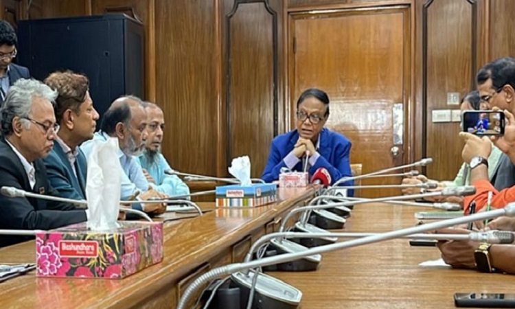 অর্থ পাচারকারীরা শান্তিতে ঘুমাতে পারবে না: গভর্নর
