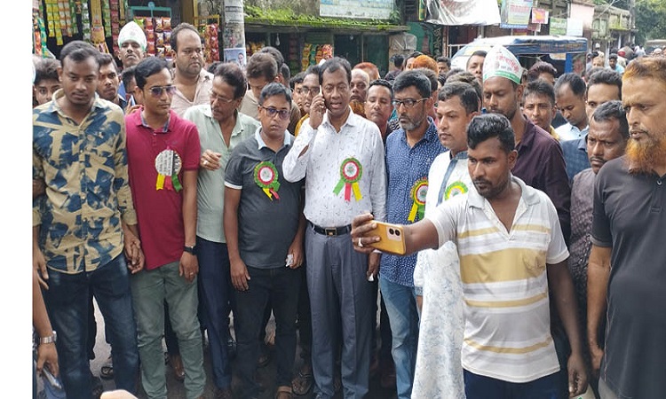 নড়াইলে স্বেচ্ছাসেবক দলের ৪৪তম প্রতিষ্ঠাবার্ষিকী পালিত