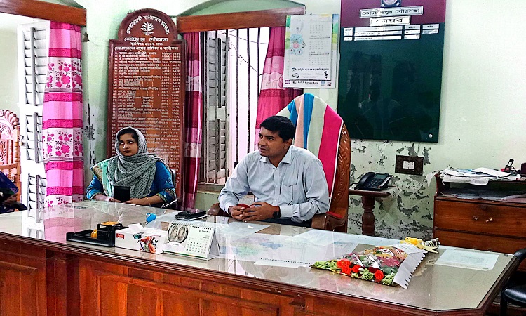 অতিরিক্ত জেলা প্রশাসকের কোটচাঁদপুর পৌরসভার দায়িত্ব গ্রহণ