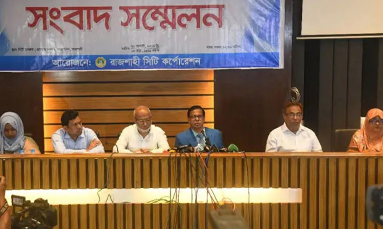 কারো কাছে লুট হওয়া সম্পত্তি পাওয়া গেলে আইনি ব্যবস্থা: রাসিক প্রশাসক