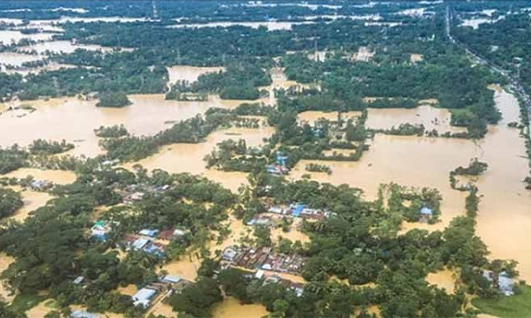 ত্রাণ পৌঁছায়নি দুর্গত এলাকায়, খাবারের জন্য হাহাকার