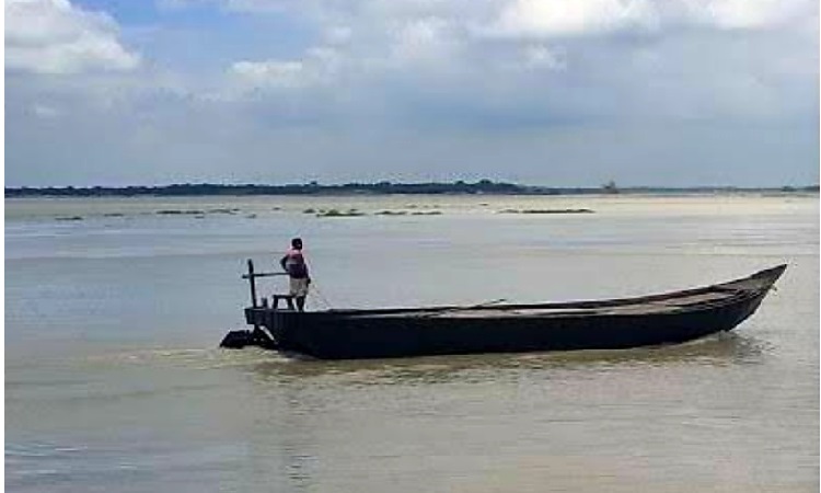 রাজশাহীতে পদ্মার পানি কমতে শুরু করেছে
