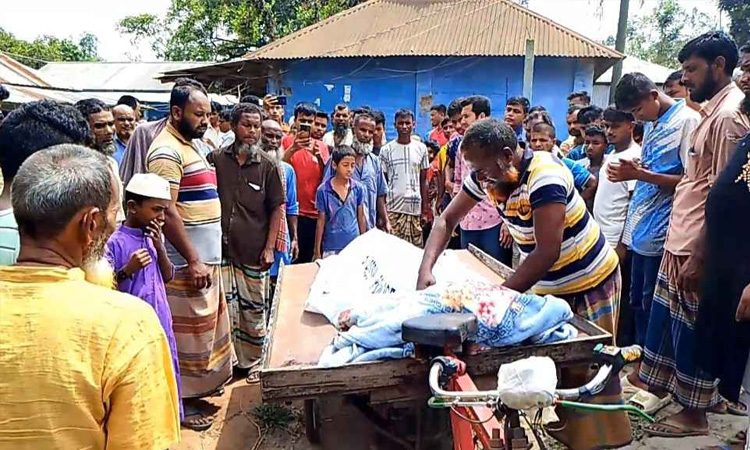 নিজ ঘরে যুবককে গলা কেটে হত্যা