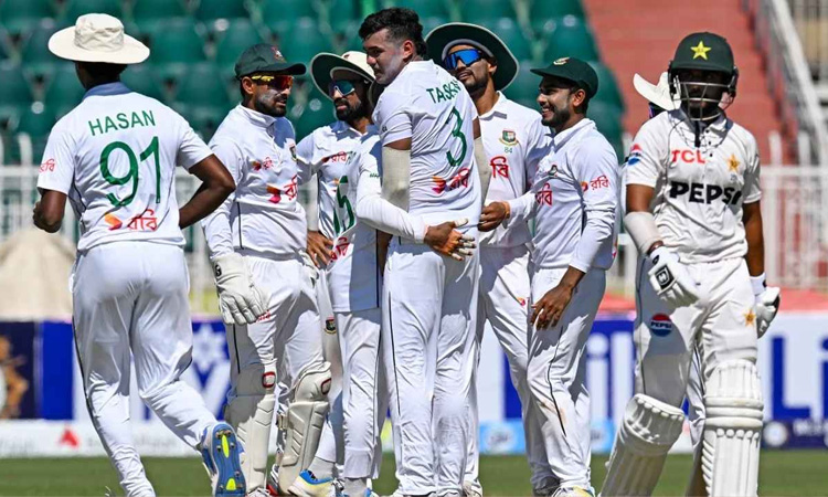 দুর্দান্ত বোলিংয়ে রাওয়ালপিন্ডি টেস্টের দ্বিতীয় দিন বাংলাদেশের