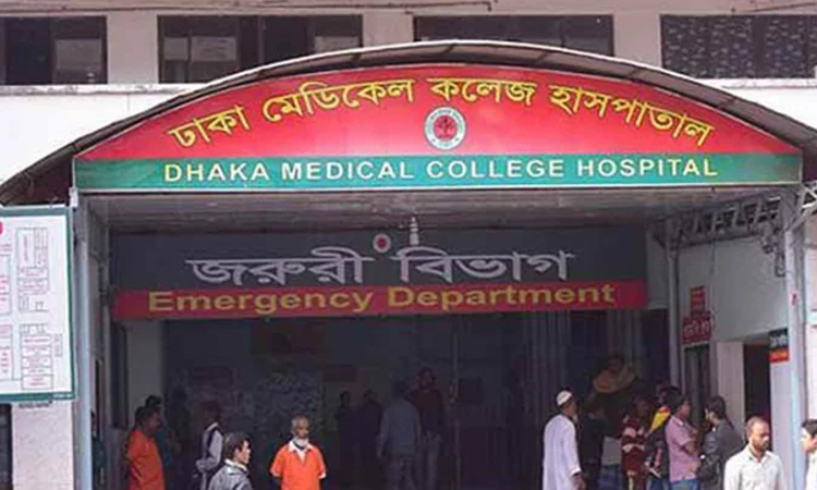 চিকিৎসকদের নিরাপত্তায় ঢামেকে বিজিবি মোতায়েন